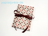 Geschenkpapier Retro Muster, rot/blau